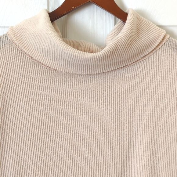 We The Free Juicy Oversized Rib Knit Cowl Neck Split Tulip Back Sweater Cream M - Picture 2 of 12